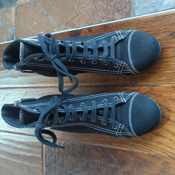 RARE! Miu Miu Club kitten heel sneaker - Picture 4 of 14